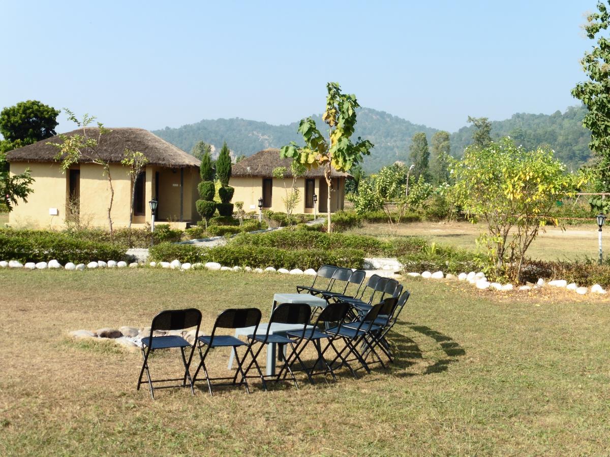 Tusk And Roar Corbett Resort Dhela Εξωτερικό φωτογραφία