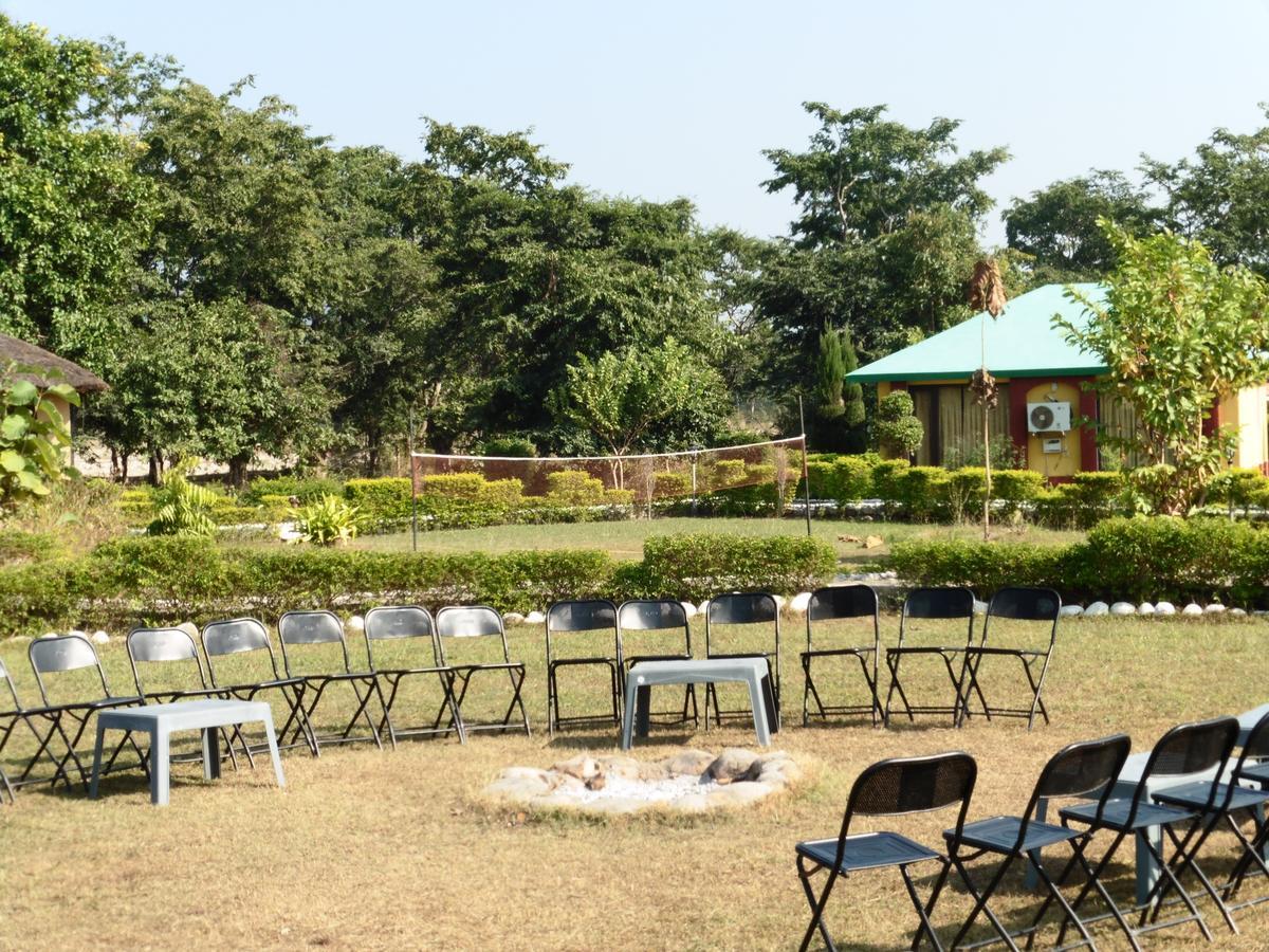 Tusk And Roar Corbett Resort Dhela Εξωτερικό φωτογραφία